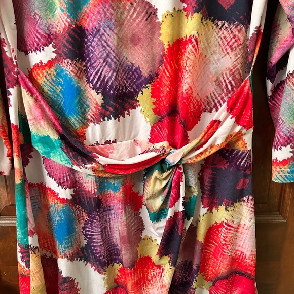 Mishca Colorful Abstract Print Wrap front dress Dress. Size M - Picture 3 of 6